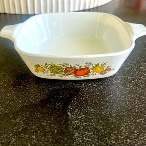 Vintage retro CorningWare Spice of Life     1 3/4 cup dish with handles